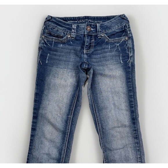 Vanity Jeans Womens 25 Capri Embroidered Blue Stretch Measures 25 x 22 - Picture 5 of 9